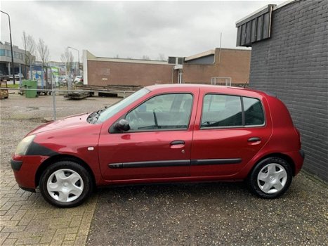 Renault Clio - 1.2 Expression 5deurs stuurbekrachtiging elek ramen centraal - 1