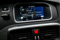 Volvo V40 - 1.6 D2 Kinetic Sport (NAVIGATIE, DIGITAL COCKPIT, SFEERVERLICHTING, SPORTSTOELEN, TELEFO - 1 - Thumbnail