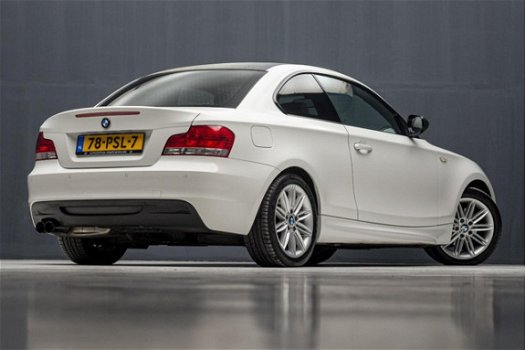 BMW 1-serie Coupé - 120i M-Pakket High Executive Automaat (NAVIGATIE, ZWART HEMEL, SPORTSTOELEN, XEN - 1