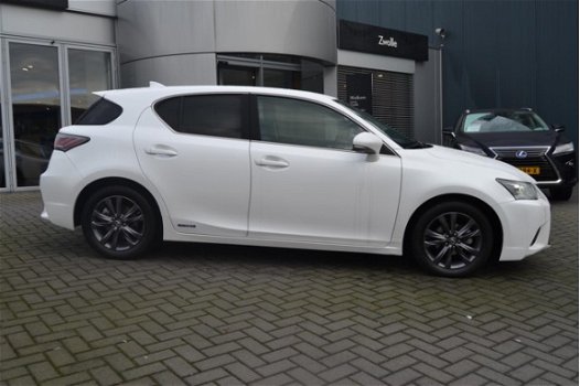 Lexus CT 200h - Luxury Line, Led, Leder, Navi, PDC, Stoelverw - 1