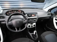 Peugeot 208 - 1.2 Puretech Like | Cruise Control| Bluetooth