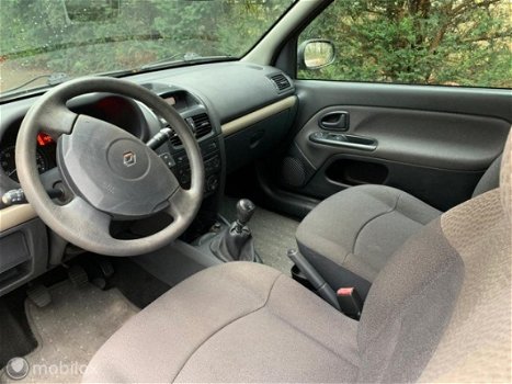 Renault Clio - 1.2-16V Dynamique Comfort / NAP / ELEKTR RAMEN - 1