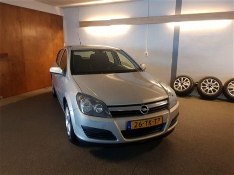 Opel Astra - 1.6 Edition Apk Nieuw, Cruise, Clima, Automaat, N.A.P, Lm velgen, 5Drs, Topstaat - 1