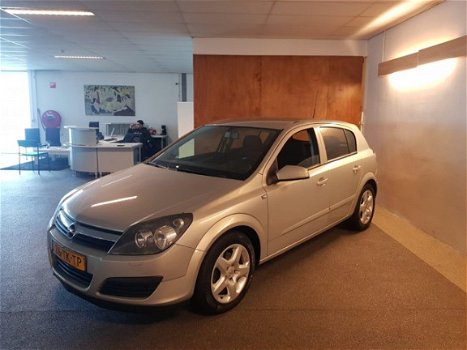 Opel Astra - 1.6 Edition Apk Nieuw, Cruise, Clima, Automaat, N.A.P, Lm velgen, 5Drs, Topstaat - 1