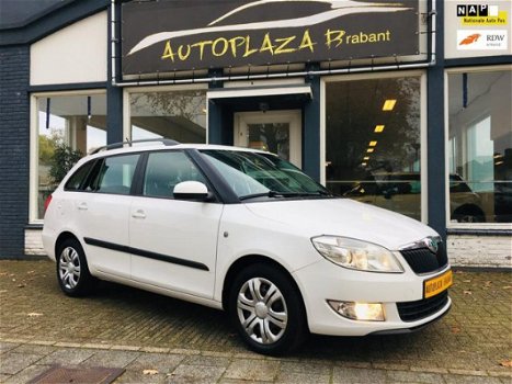 Skoda Fabia Combi - 1.2 TSI - 105 PK / AIRCO/ AUX/ ELEKTR.PAKKET/ CV/ NIEUWE APK - 1