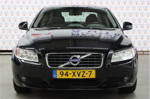 Volvo S80 - 1.6 T4 Kinetic Nav.PDC.Cruise - 1