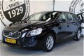 Volvo V60 - 1.6 T3 Kinetic NAVIGATIE CLIMA 16 INCH - 1 - Thumbnail