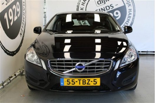 Volvo V60 - 1.6 T3 Kinetic NAVIGATIE CLIMA 16 INCH - 1