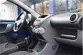 Toyota Aygo - 1.0 VVT-i 5drs Dynamic Blue Airco, Elec Pakket - 1 - Thumbnail