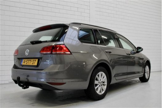 Volkswagen Golf Variant - 1.2 TSI Comfortline Navigatie | trekhaak | dealer onderhouden| - 1