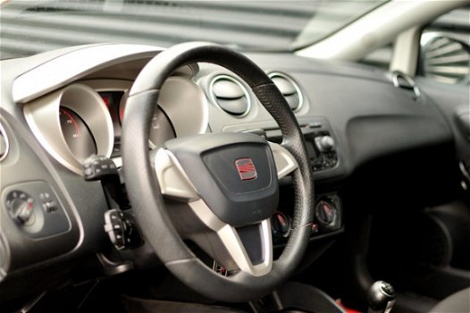 Seat Ibiza - 1.4 Sport 5 deurs / Airco / Cruise / Nette staat - 1
