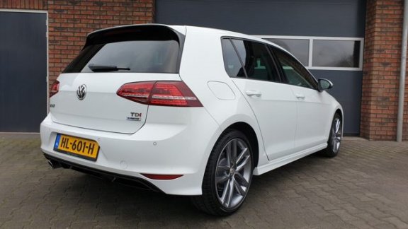 Volkswagen Golf - 1.6 TDI R-line 1e eigenaar - 1