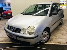 Volkswagen Polo - 1.2-12V Comfortline 5drs AIRCO NIEUWE APK 1STE EIGENAAR