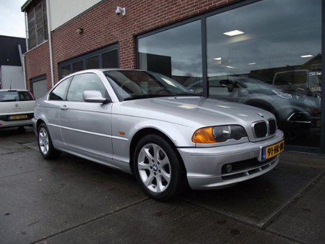 BMW 3-serie Coupé - 318Ci Executive - 1