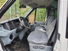 Ford Transit Kombi - 330L 2.2 TDCI SHD