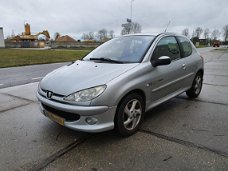 Peugeot 206 - 1.4-16V Quiksilver