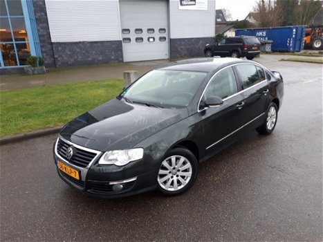 Volkswagen Passat - 1.8 TFSI Trendline 2E EIGENAAR/AUTOMAAT/NIEUWE APK 05-02-2021/AIRCO/INRUIL MOG - 1