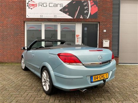 Opel Astra TwinTop - 1.8 Temptation / Automaat / Navi / Keyless / PDC - 1