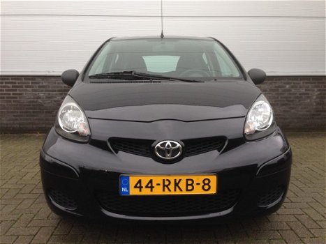 Toyota Aygo - 1.0-12V Cool 5-deurs, Airconditioning, Centrale vergrendeling met afstandsbediening - 1