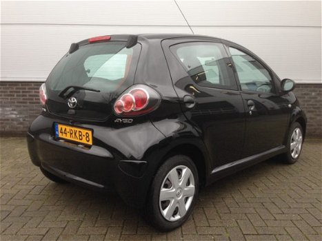 Toyota Aygo - 1.0-12V Cool 5-deurs, Airconditioning, Centrale vergrendeling met afstandsbediening - 1