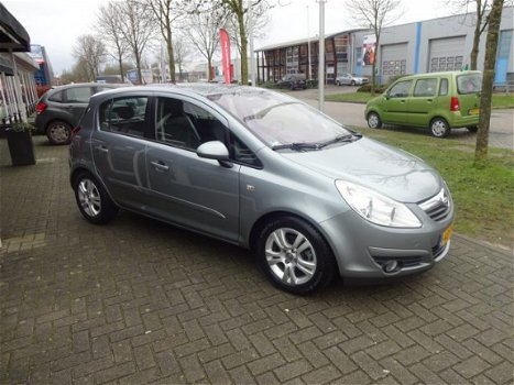 Opel Corsa - 1.3 CDTi EcoFlex S/S Cosmo | airco |cruise | sensor achter | - 1