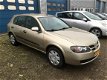 Nissan Almera - 1.8 Acenta (airco, NWE APK, trekhaak) - 1 - Thumbnail