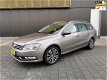 Volkswagen Passat Variant - 1.4 TSI Highline BlueMotion DSG, Leder, Stoelverwarming - 1 - Thumbnail