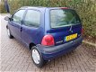 Renault Twingo - 1.2 Comfort Easy Airco APK t/m 16-02-2021 - 1 - Thumbnail