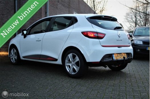 Renault Clio - 1.5 dCi ECO Expression 5DEURS AFNEEMBRETREKHAAK - 1