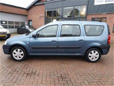 Dacia Logan MCV - 1.6-16V Lauréate 7p. | 1 jr APK