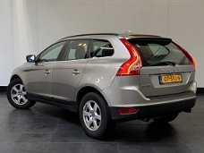 Volvo XC60 - 2.0 T5 Momentum leer navigatie climate control