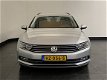 Volkswagen Passat Variant - 1.6 TDI Comfortline excecutive DSG | Navigatie | LMV | Ecc - 1 - Thumbnail