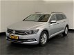 Volkswagen Passat Variant - 1.6 TDI Comfortline excecutive DSG | Navigatie | LMV | Ecc - 1 - Thumbnail