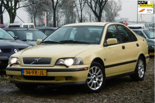 Volvo S40 - 1.9 T-4 Dynamic LPG-G3 AUT. AIRCO/LEER/APK - 1