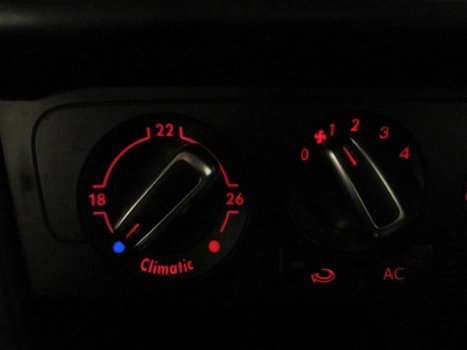 Volkswagen Polo - 1.2 51KW 3D Comfortline Climate Control - 1