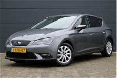 Seat Leon - 1.6 TDI Limited Edition II (NAVIGATIE, LEDER, CLIMA, STOELVERWARMING, XENON, LED, PDC, 1