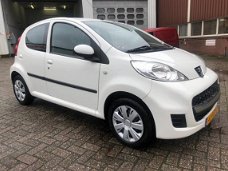 Peugeot 107 - 1.0-12V XS AIRCO ORG 76033 KM NAP NW APK 5 DEURS ELEKTRISCHE RAMEN LUXE UITVOERING NET