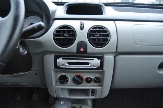 Renault Kangoo - 1.6-16V Expression *AIRCO* Nieuwe APK - 1