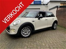 Mini Mini Cooper - 1.5 Chili AUTOMAAT PANORAMADAK, LED, LEDER, NAVI