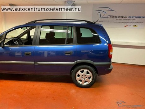 Opel Zafira - 2.2i-16V Elegance - 1