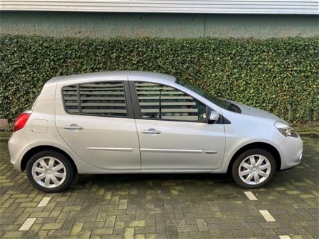 Renault Clio - 1.2 Authentique |2012|AIRCO|PDC|CRUISE - 1