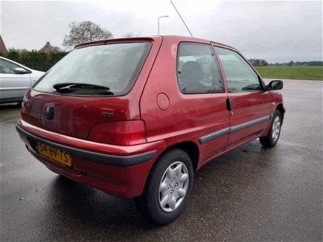 Peugeot 106 - 1.1 XTX APK tot 07-2020 Rijdt en schakelt goed Inruil Koopje - 1