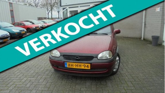 Opel Corsa - 1.2i-16V Strada Complete historie - 1