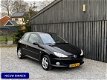 Peugeot 206 - 1.6-16V Griffe | Leer | Autom. Airco | LMV | Zeer nette auto | APK tot 08-10-2020 - 1 - Thumbnail