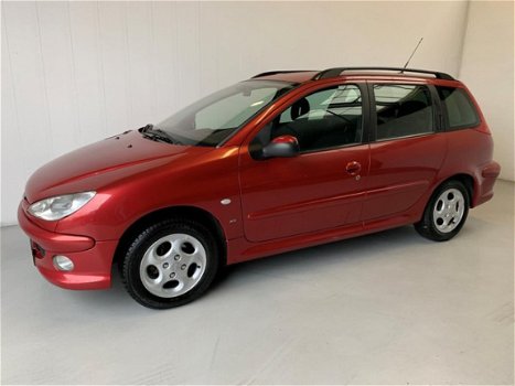 Peugeot 206 SW - 1.4 XS Airco Radio/cd Nieuwe APK - 1