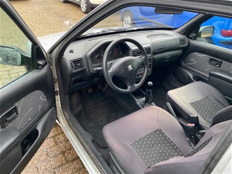 Peugeot 106 - met Stuurbekrachtiging 1.1 XTX met stuurbekrachtiging - 1