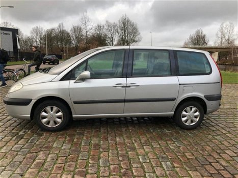 Citroën C8 - 2.2-16V Ligne Ambiance voor export - 1