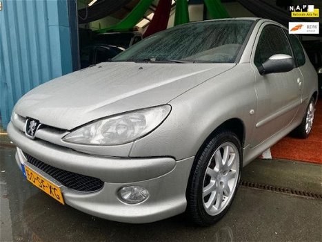 Peugeot 206 - 1.6-16V Air-line 3 AUTOMAAT - 1