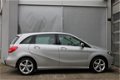 Mercedes-Benz B-klasse - 180 Ambition/Xenon/Navi/Cruise/Pts/Airco/Trekhaak/17 inch - 1 - Thumbnail