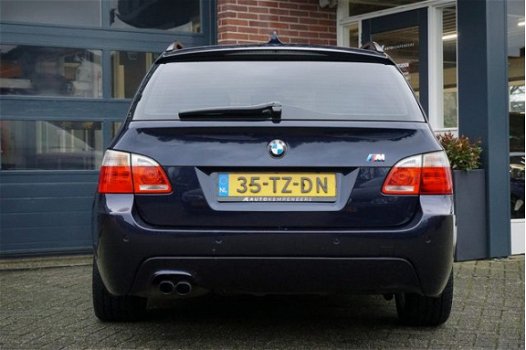 BMW 5-serie Touring - 523 523i High Executive | M-PAKKET | NL-AUTO | DEALERONDERHOUDEN | - 1
